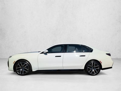 2025 BMW 740i xDrive Sedan