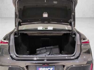 2024 BMW 760i xDrive Sedan