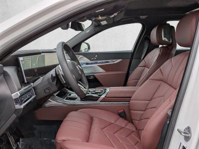 2026 BMW 750e xDrive Plug-In Hybrid