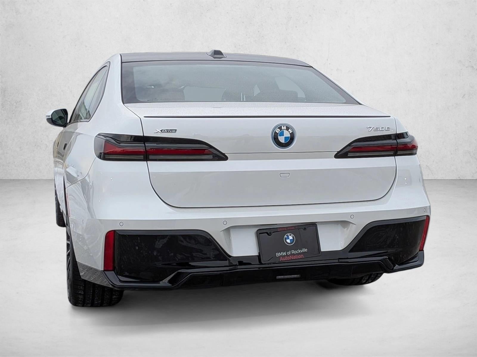 2026 BMW 750e xDrive Plug-In Hybrid