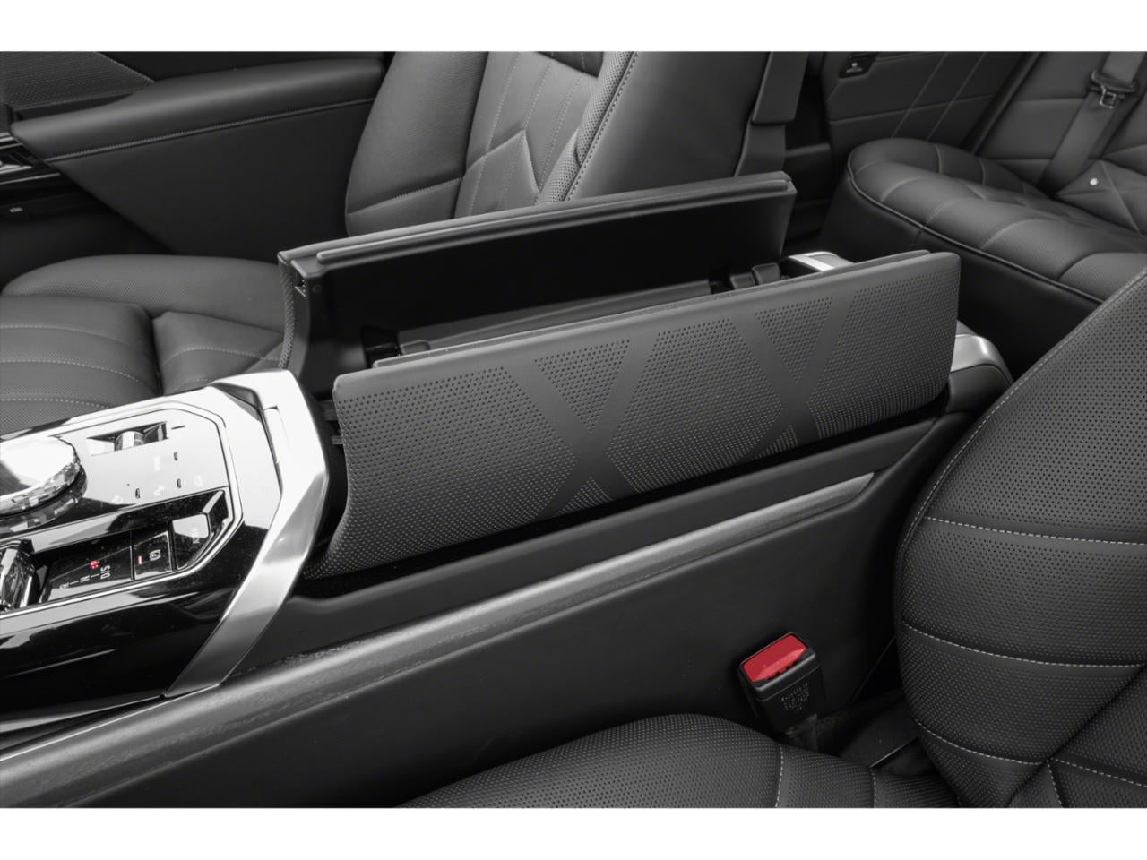 2025 BMW 750e xDrive Plug-In Hybrid