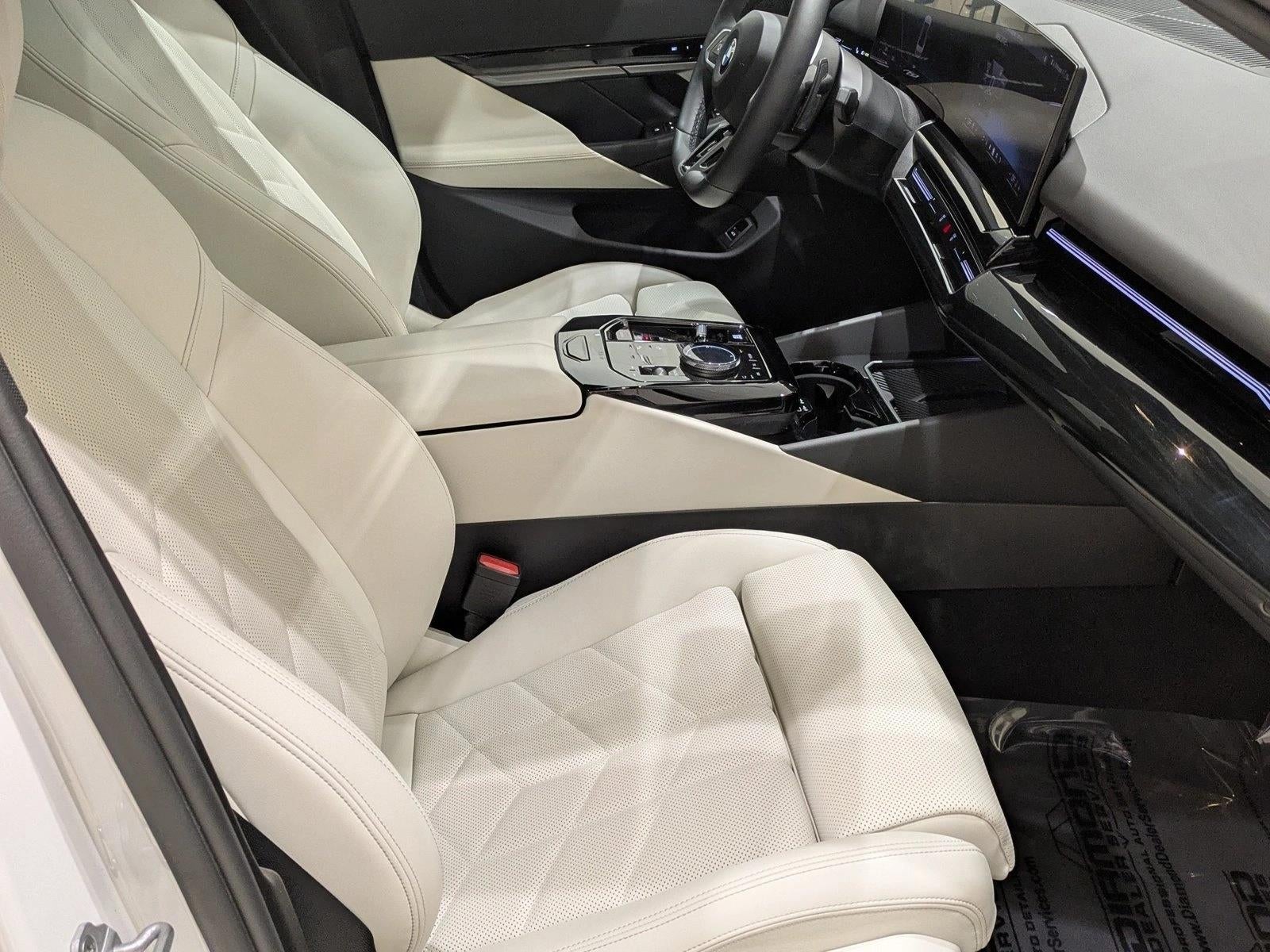 2025 BMW 530i xDrive Sedan