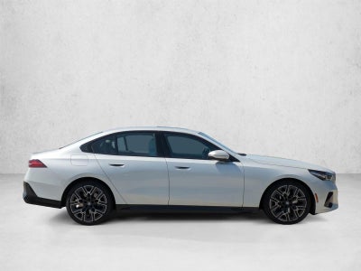 2025 BMW 530i xDrive Sedan