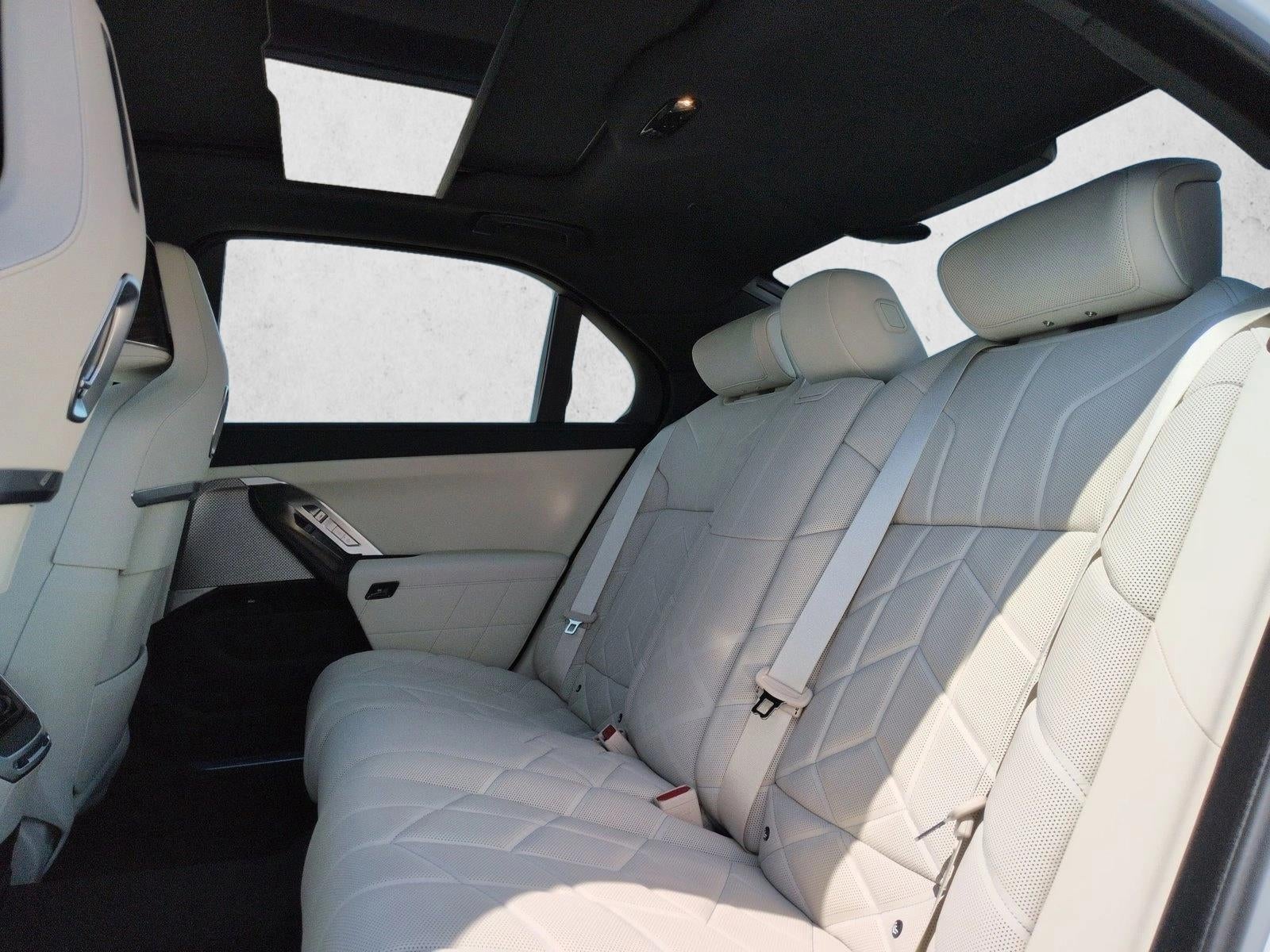 2026 BMW i7 xDrive60 Sedan
