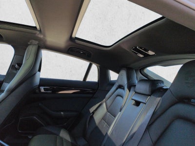 2023 Porsche Panamera 4 Platinum Edition AWD