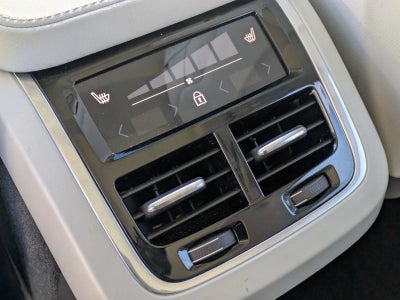 2024 Volvo XC90 B6 AWD Ultimate Bright Theme 7P