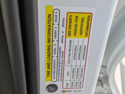 2026 Volvo XC40 B5 AWD Ultra