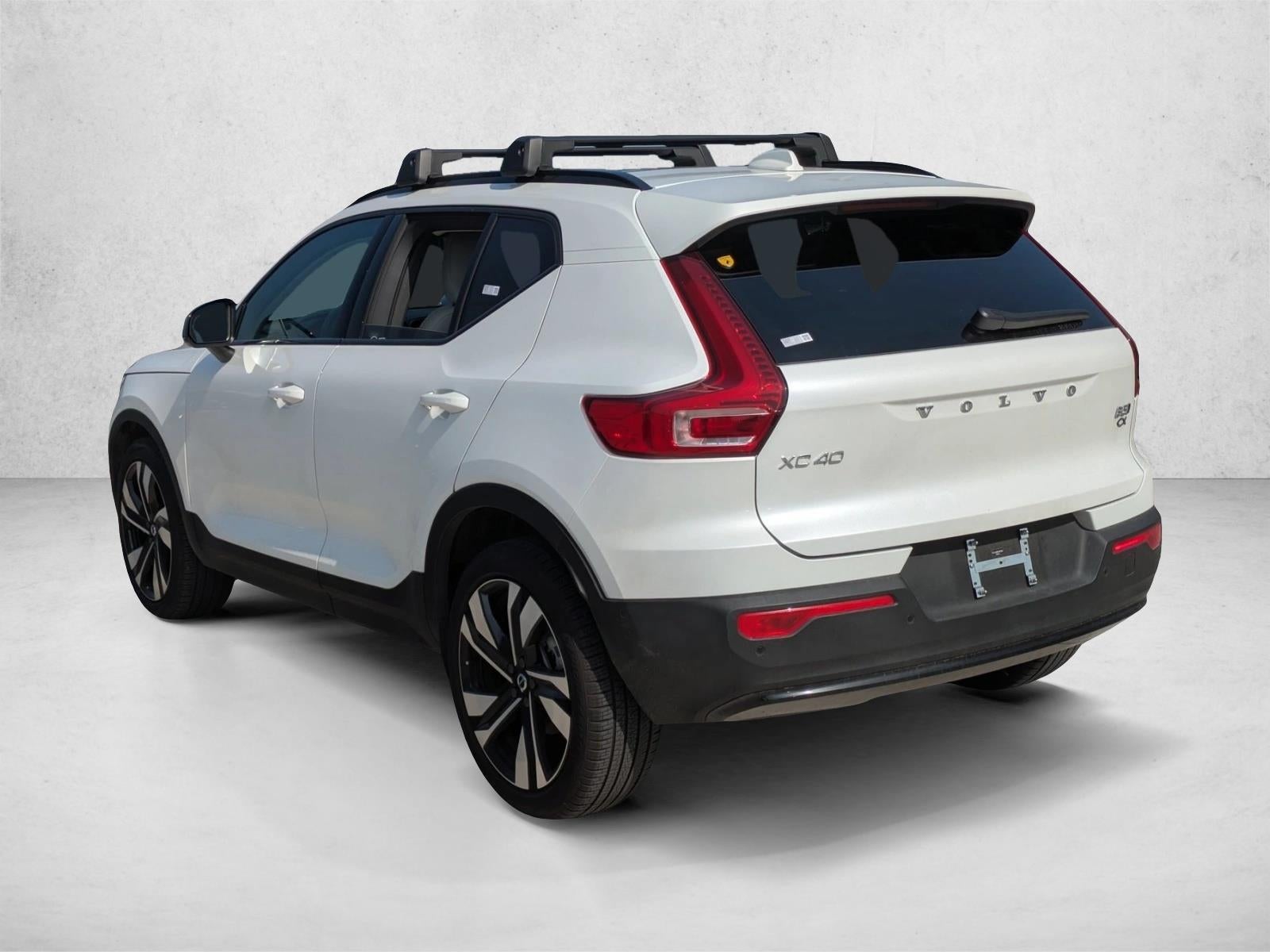 2026 Volvo XC40 B5 AWD Ultra