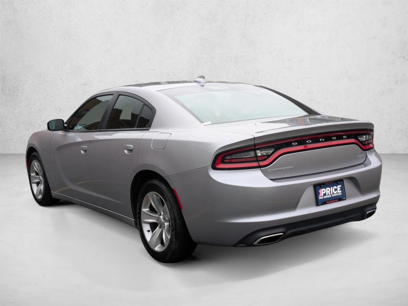 2017 Dodge Charger SXT RWD
