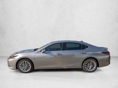 2020 Lexus ES 300h Luxury FWD