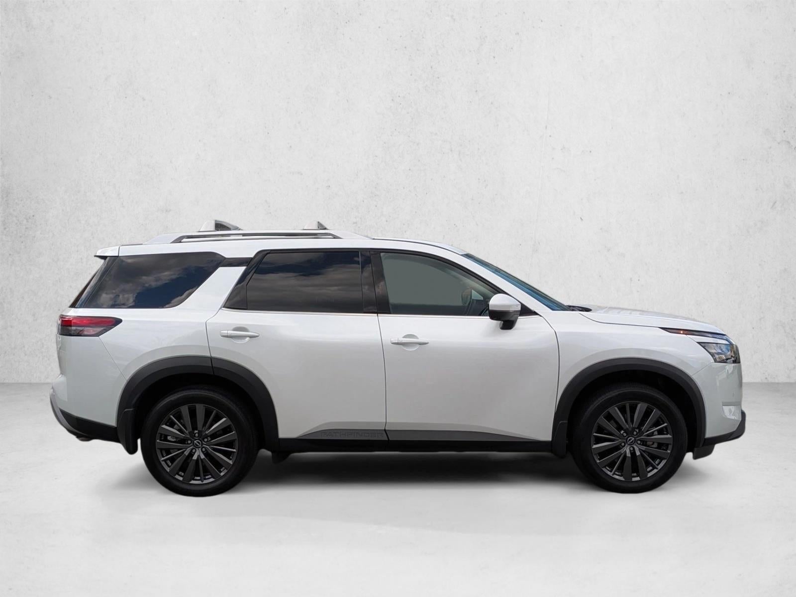 2025 Nissan Pathfinder SL 4WD