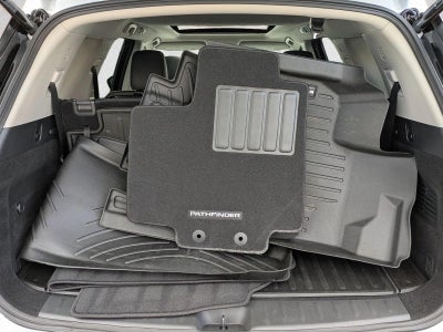 2025 Nissan Pathfinder SL 4WD