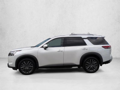 2025 Nissan Pathfinder SL 4WD