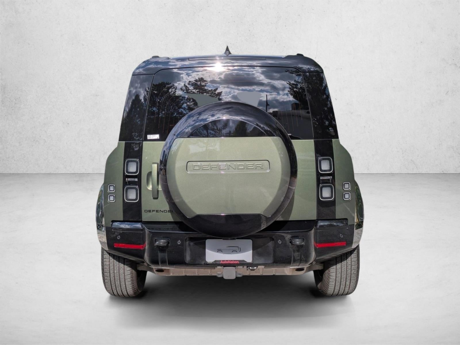 2026 Land Rover Defender 110 P400 X-Dynamic SE