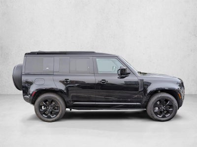 2023 Land Rover Defender 110 X-Dynamic SE AWD