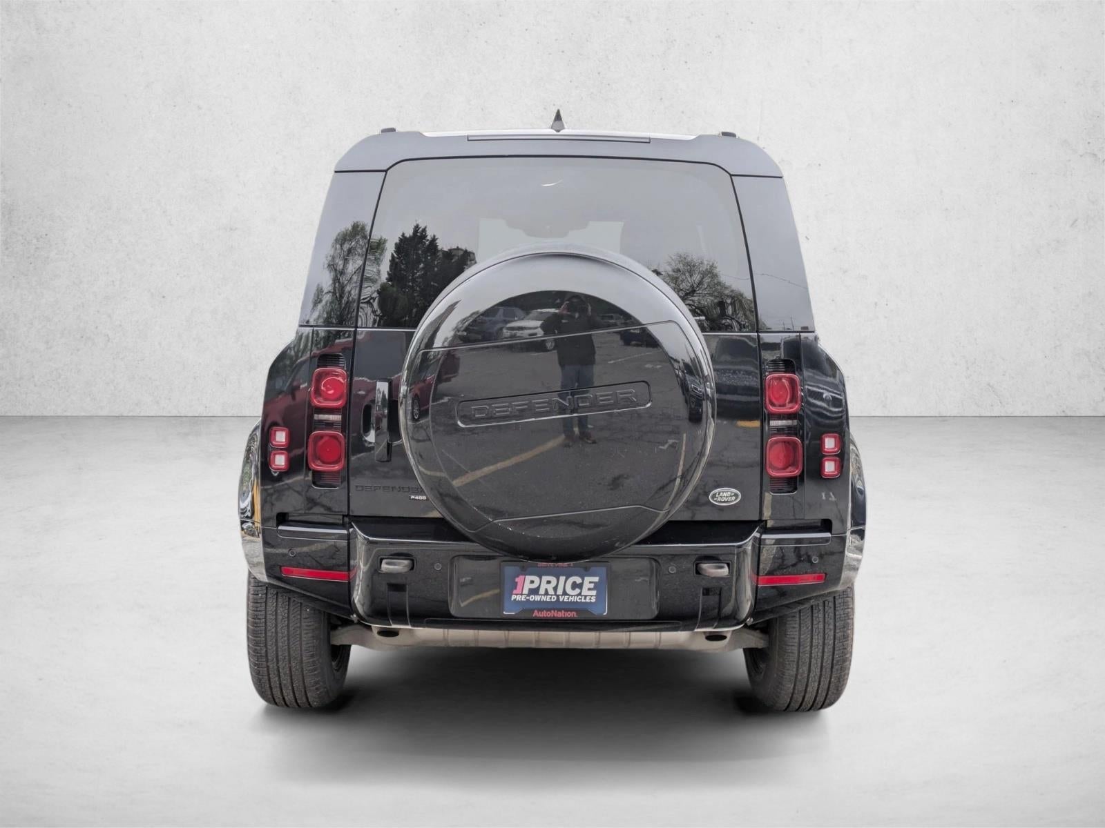 2023 Land Rover Defender 110 X-Dynamic SE AWD