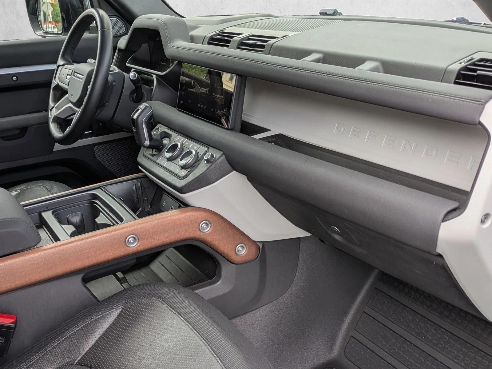 2023 Land Rover Defender 110 X-Dynamic SE AWD