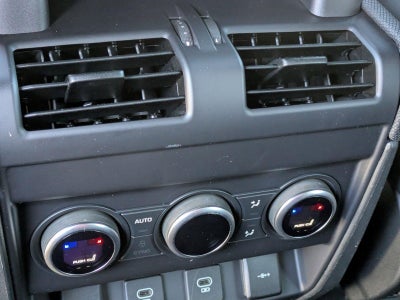 2022 Land Rover Defender 110 X-Dynamic HSE AWD