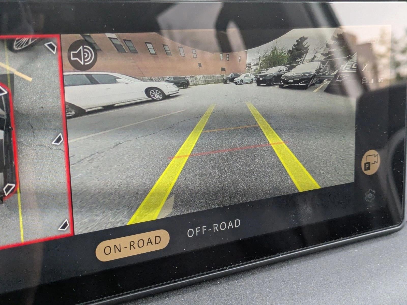 2024 Land Rover Defender 110 P300 S