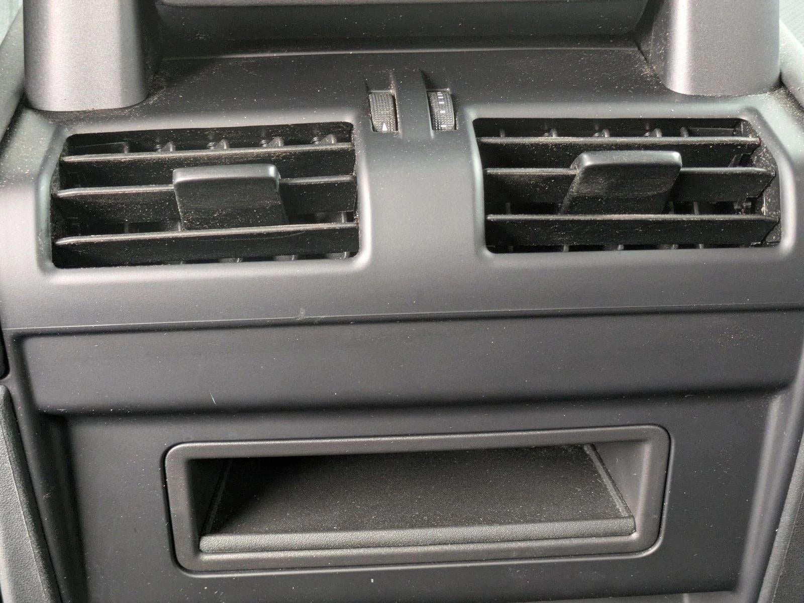 2024 Land Rover Defender 110 P300 S