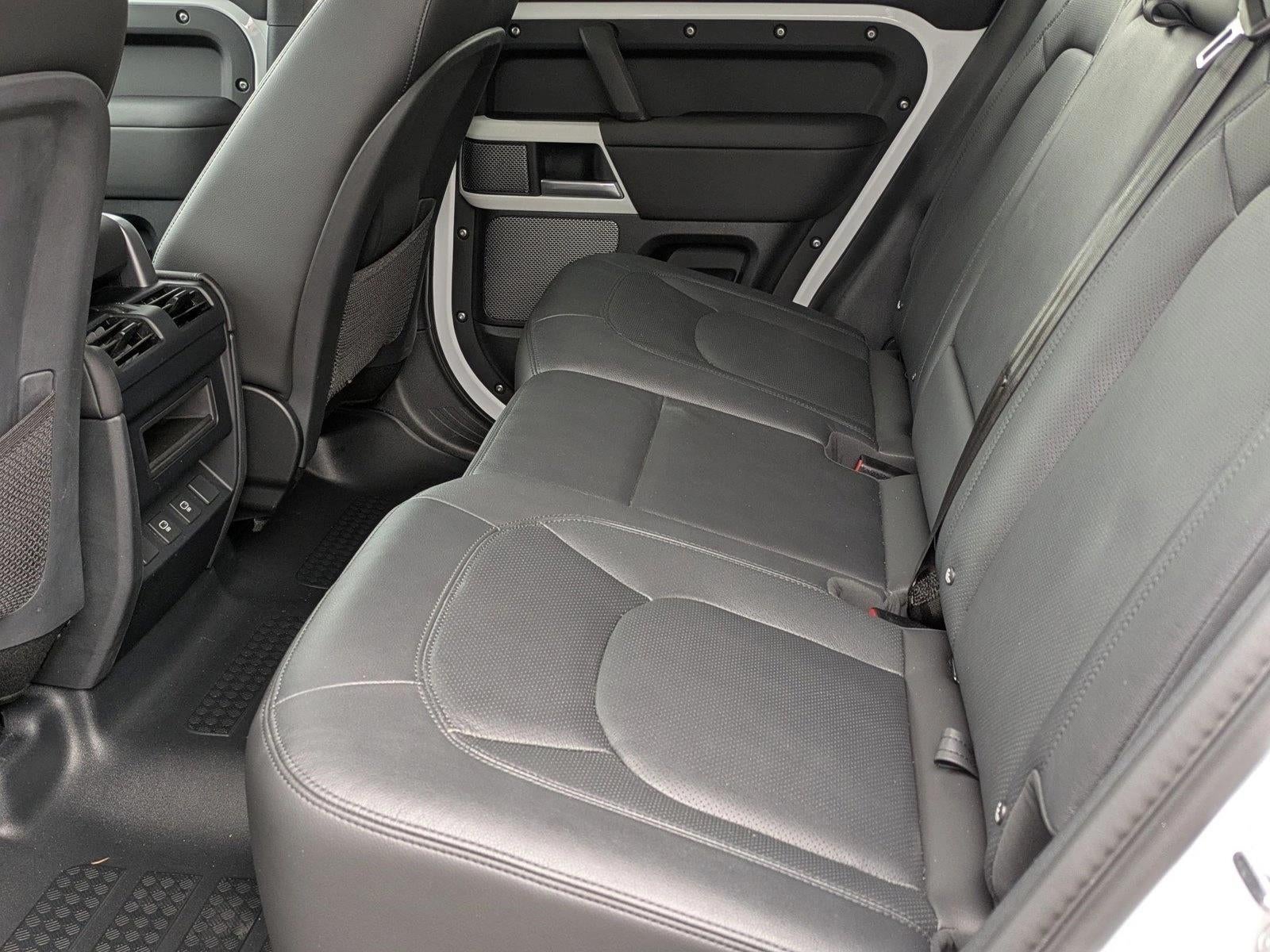 2024 Land Rover Defender 110 P300 S