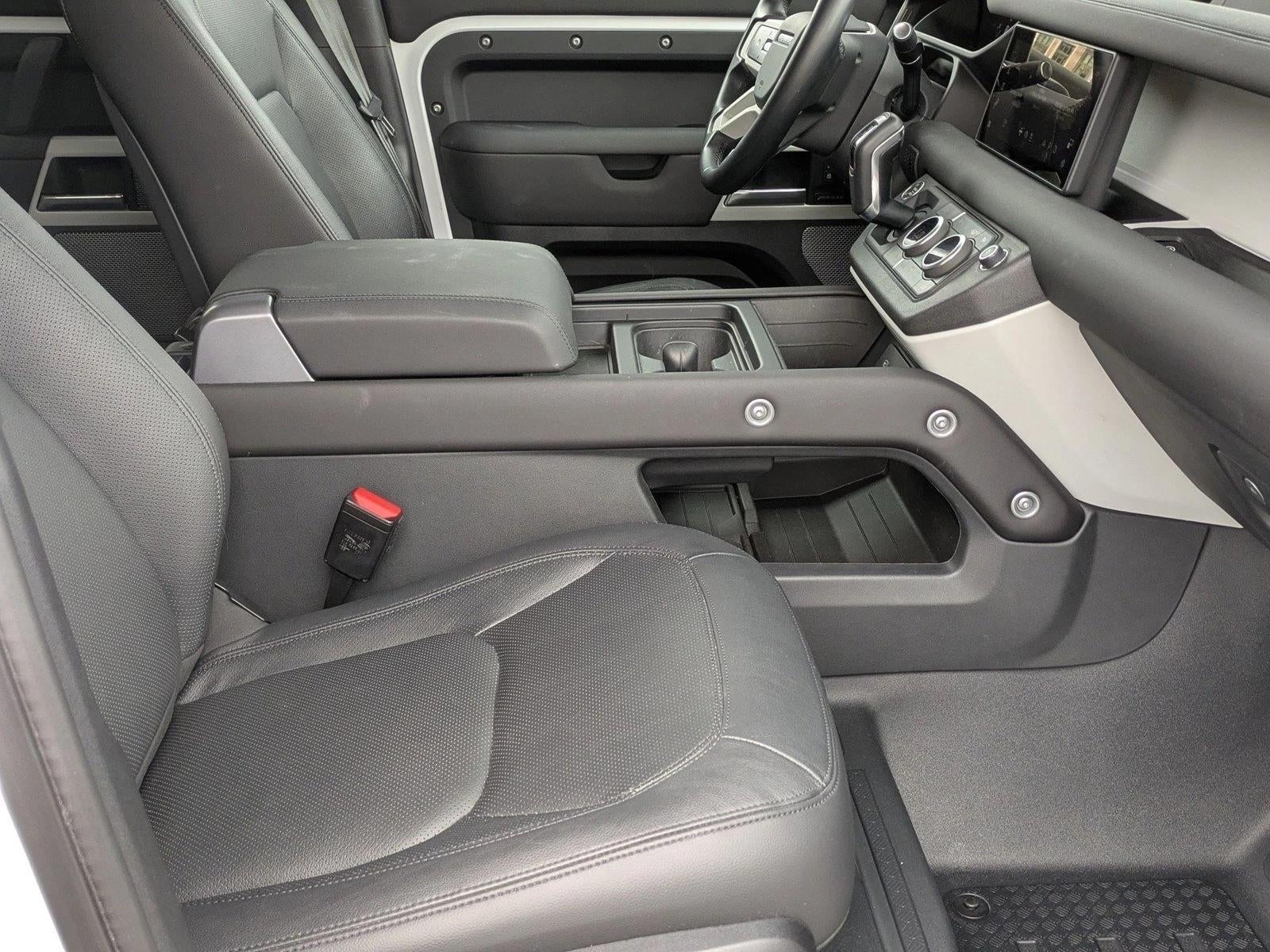 2024 Land Rover Defender 110 P300 S