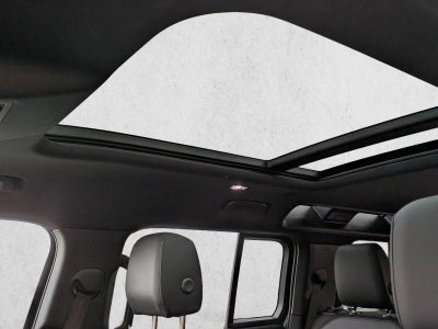 2025 Land Rover Defender 110 P300 S