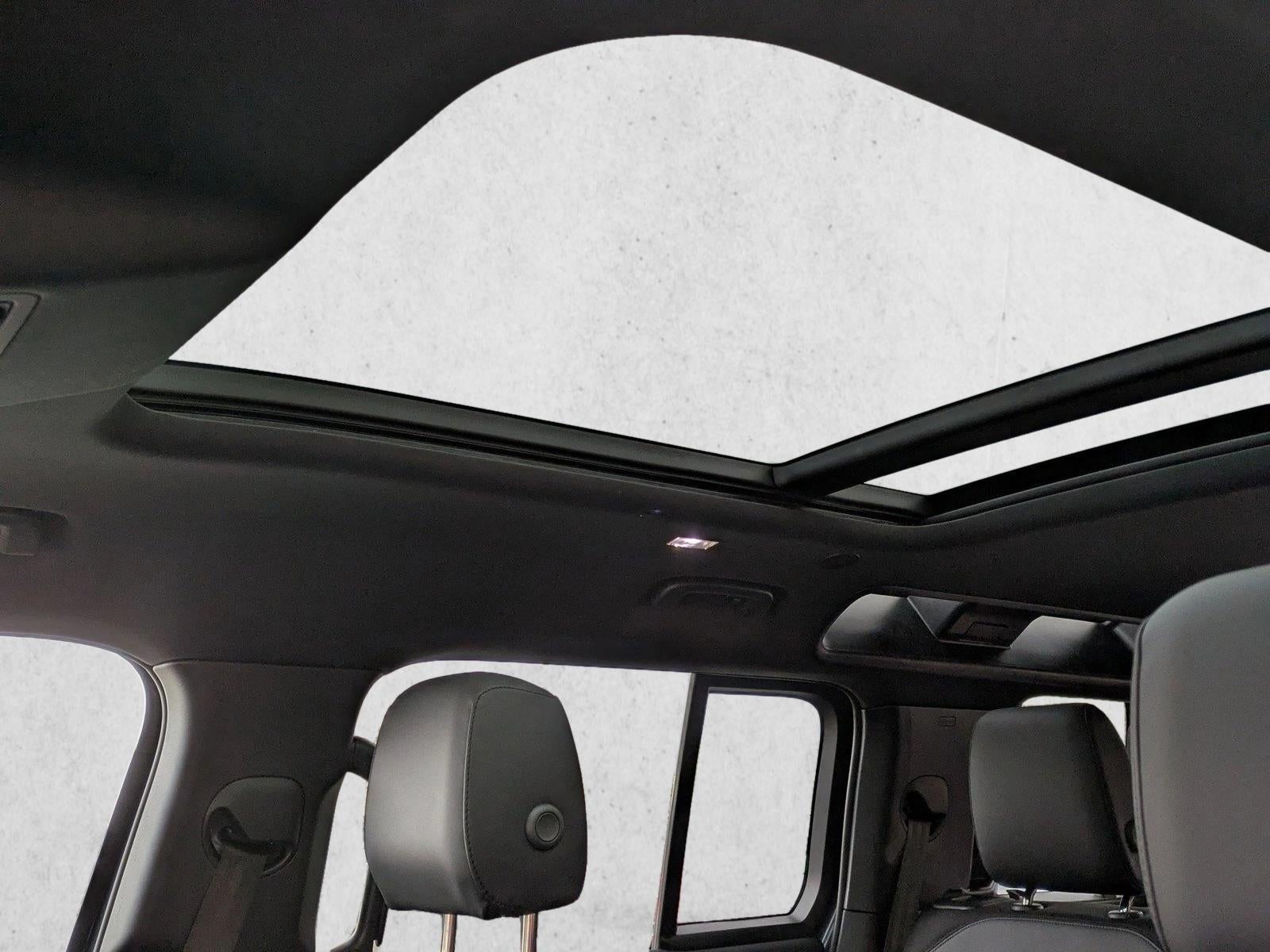 2025 Land Rover Defender 110 P300 S