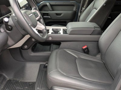 2025 Land Rover Defender 110 P300 S