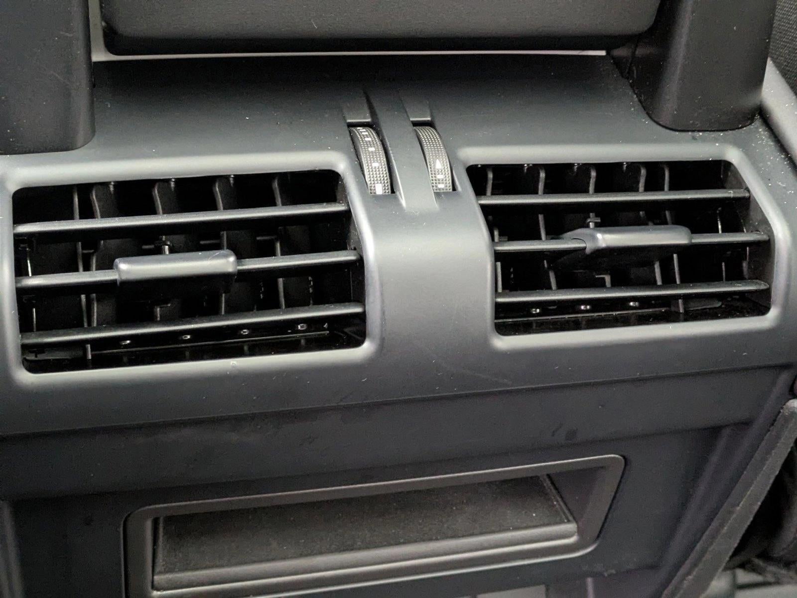 2025 Land Rover Defender 110 P300 S