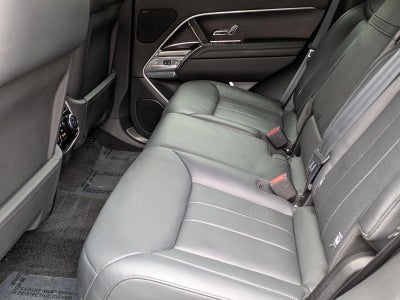 2023 Land Rover Range Rover P530 SE SWB