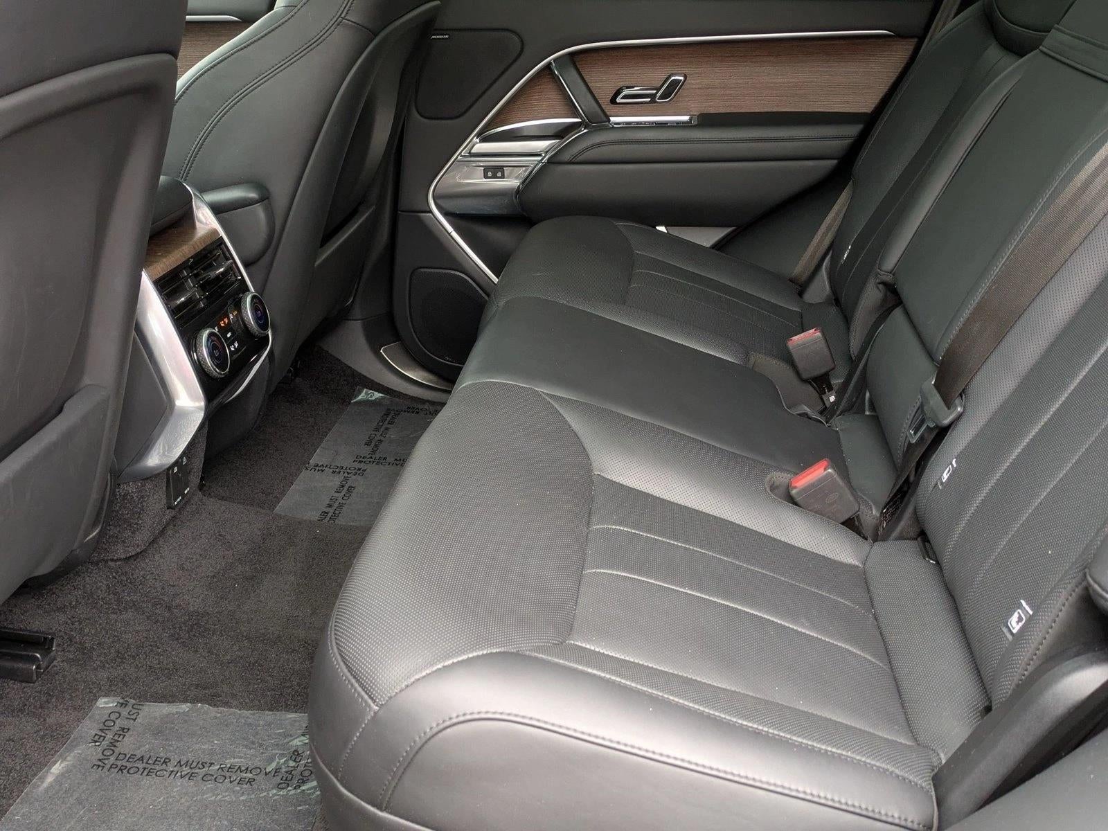 2024 Land Rover Range Rover P400 SE SWB