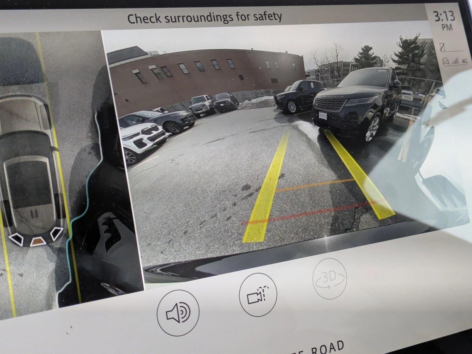 2023 Land Rover Range Rover P400 SE SWB