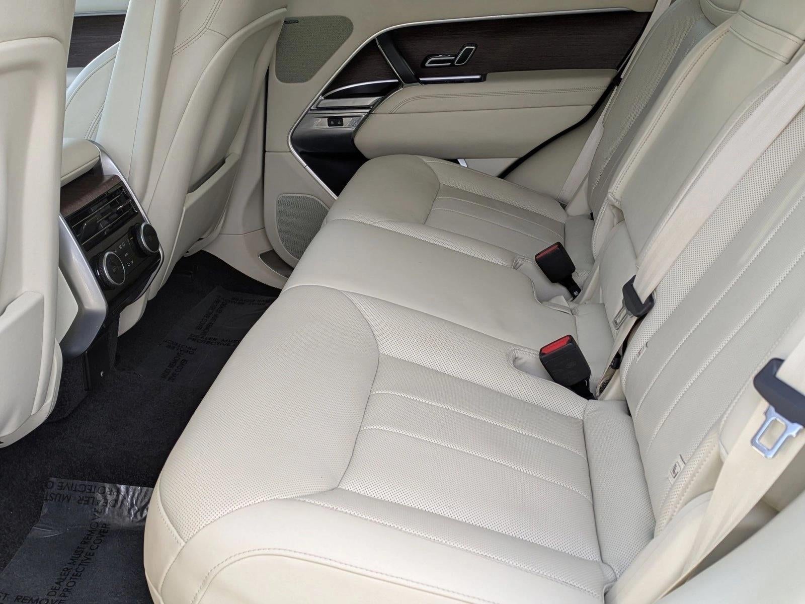 2023 Land Rover Range Rover P400 SE SWB