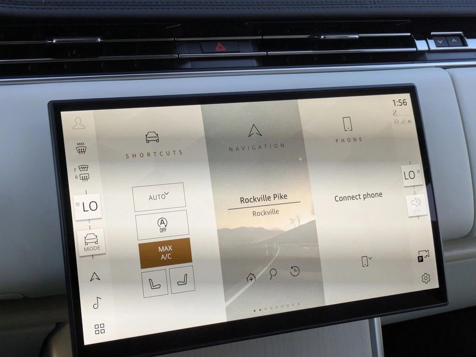 2024 Land Rover Range Rover P530 SE LWB 7 Seat