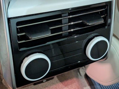 2025 Land Rover Range Rover P615 SV SWB