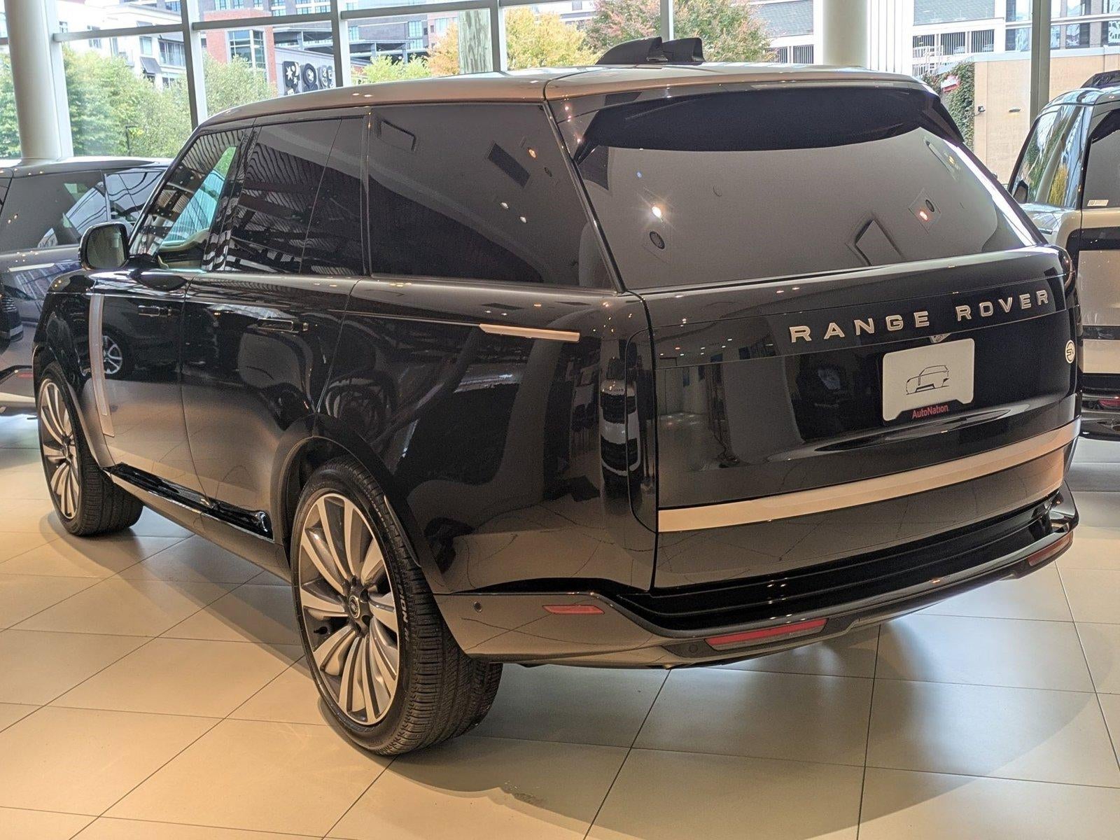 2025 Land Rover Range Rover P615 SV SWB