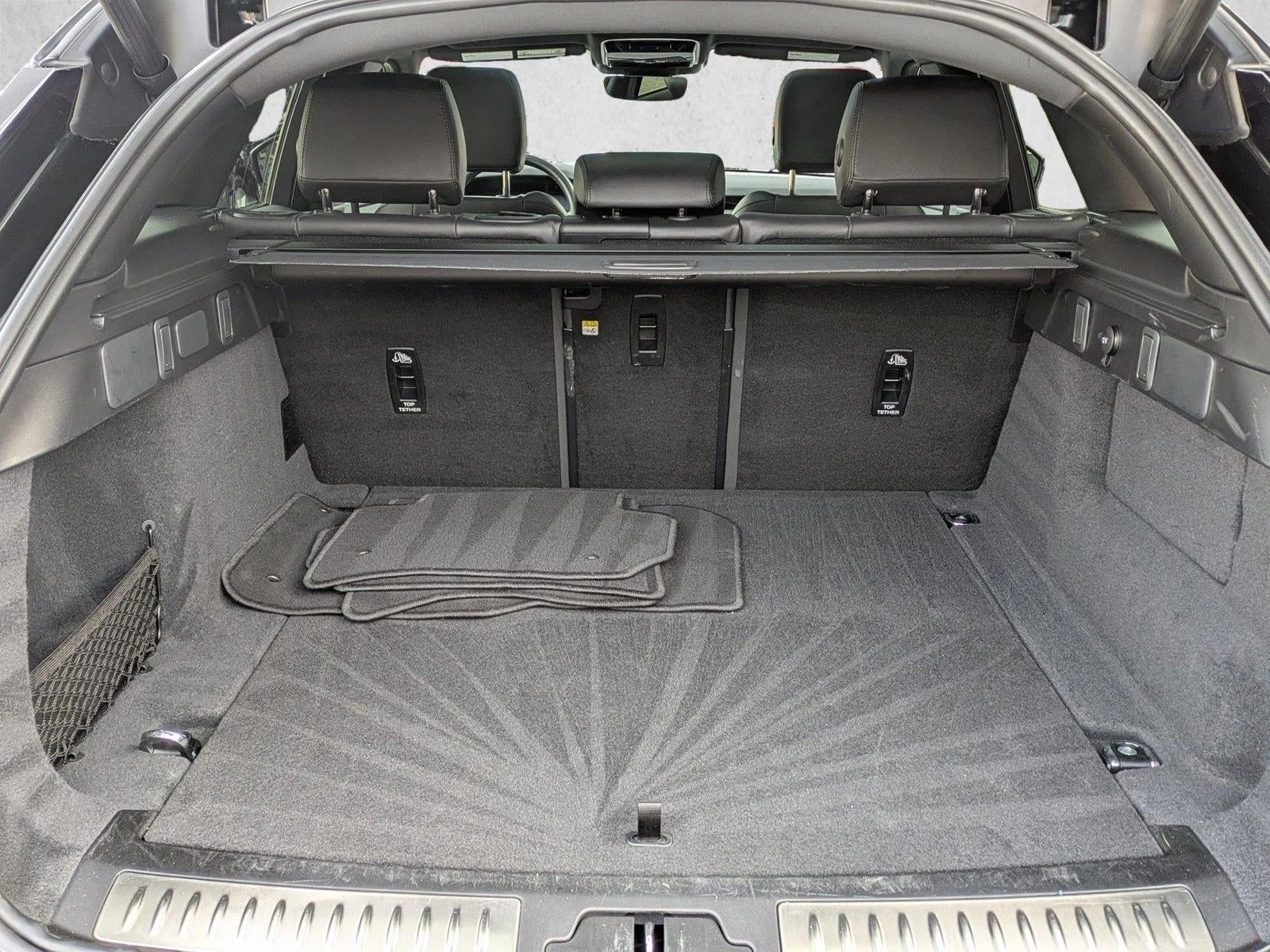 2025 Land Rover Range Rover Velar P250 Dynamic SE