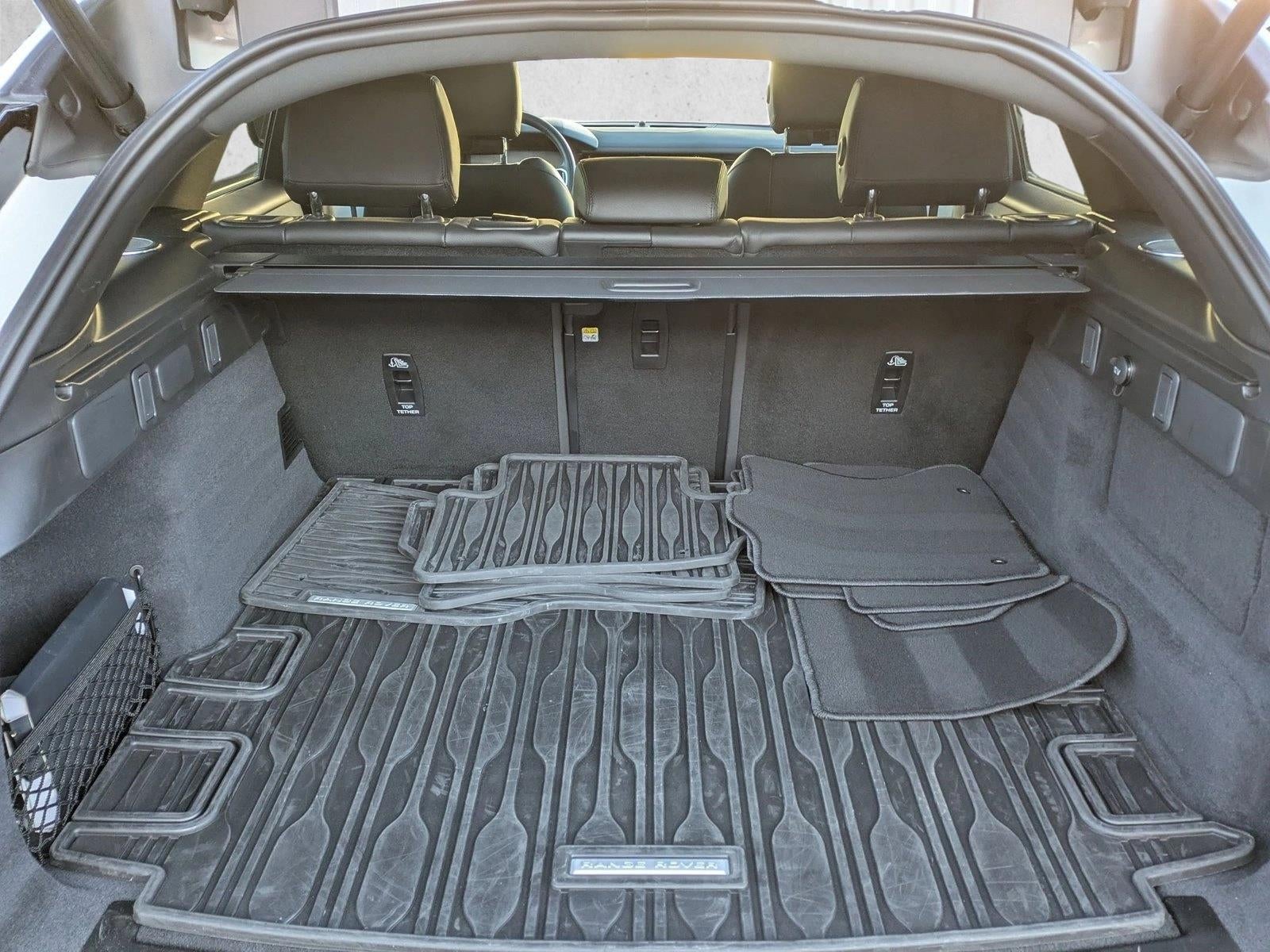 2026 Land Rover Range Rover Velar P250 Dynamic SE *Ltd Avail*