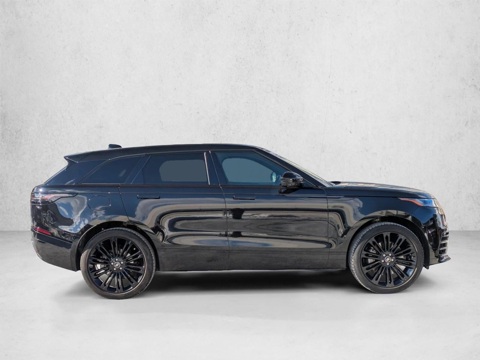 2026 Land Rover Range Rover Velar P250 Dynamic SE *Ltd Avail*