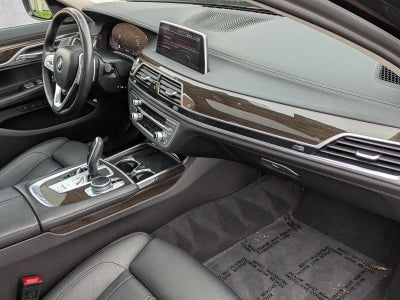 2021 BMW 740i xDrive Sedan