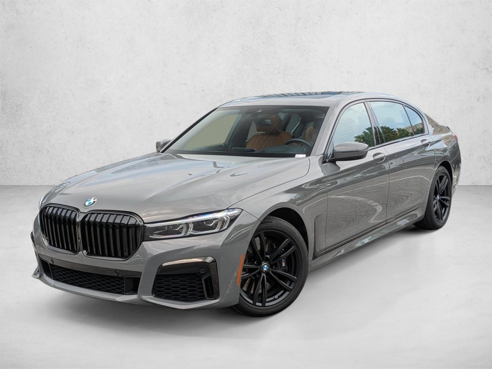 2022 BMW 740i xDrive Sedan