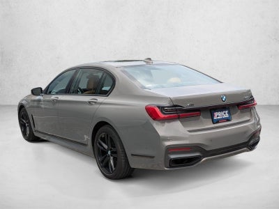 2022 BMW 740i xDrive Sedan