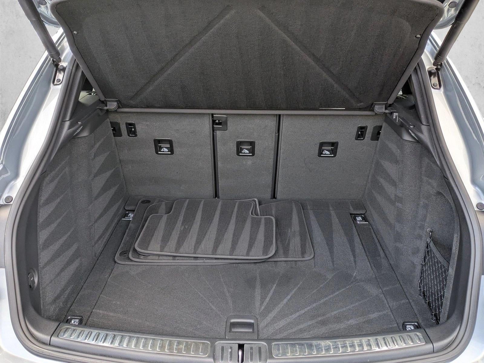 2024 Porsche Macan AWD