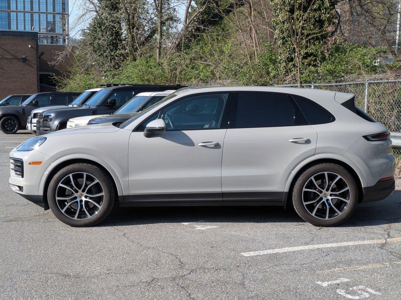 2024 Porsche Cayenne AWD