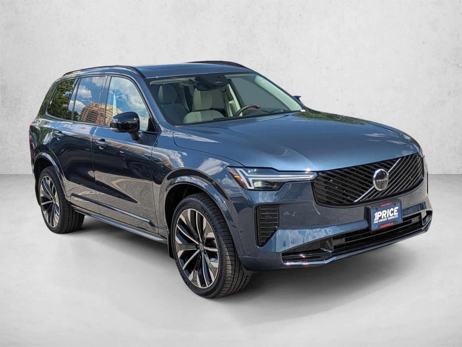 2026 Volvo XC90 B6 AWD Ultra Dark Theme 7-Seater