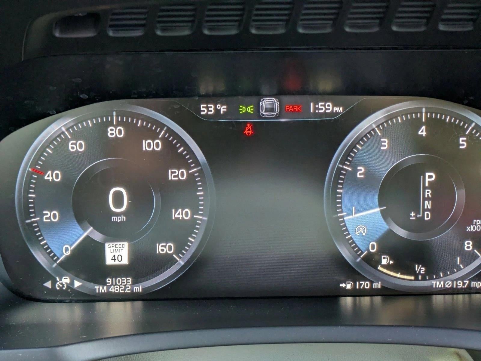 2019 Volvo XC90 T6 AWD Momentum