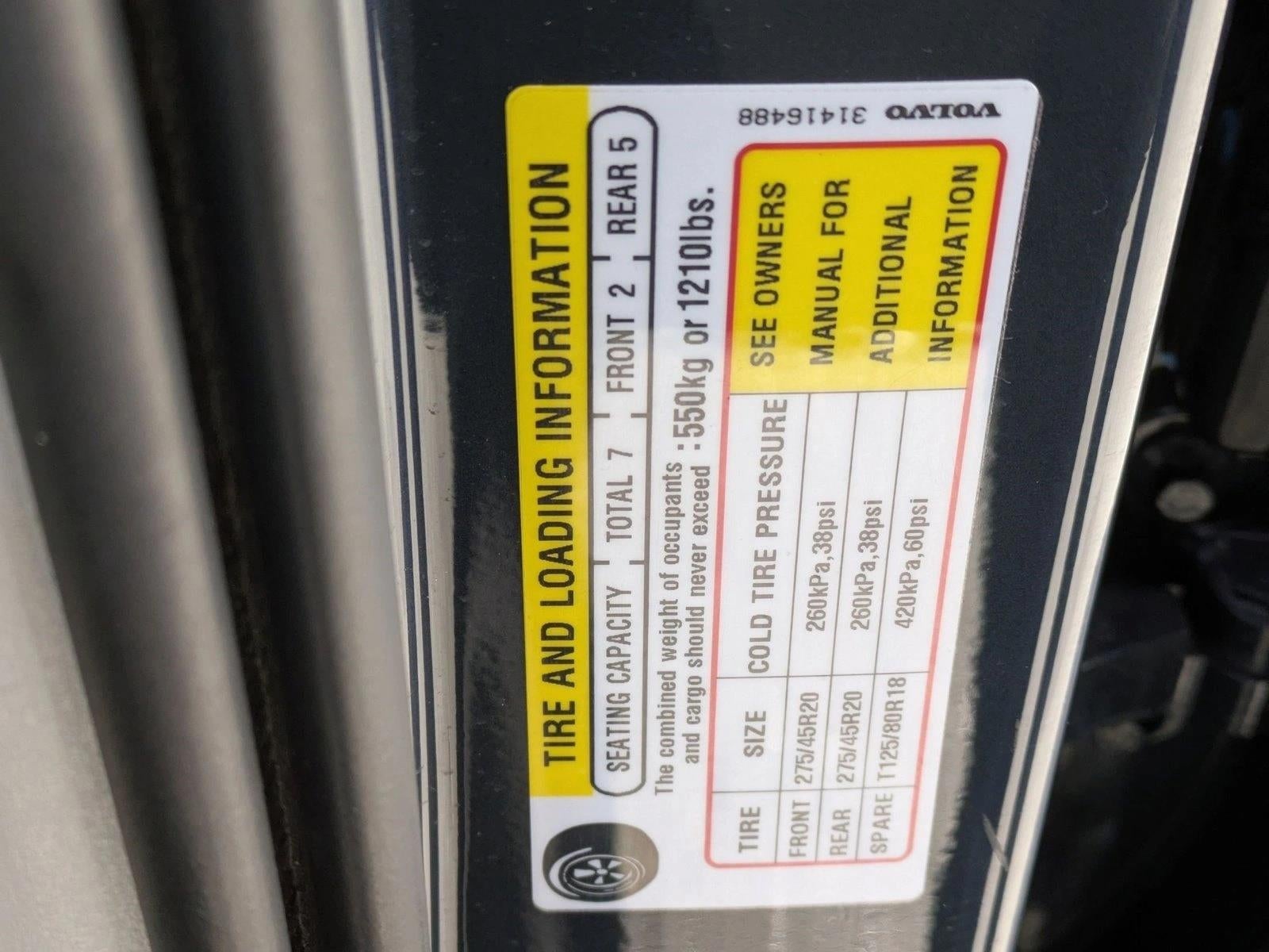 2019 Volvo XC90 T6 AWD Momentum