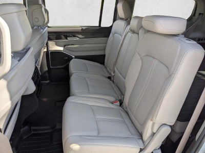 2022 Jeep Wagoneer Series III 4x4