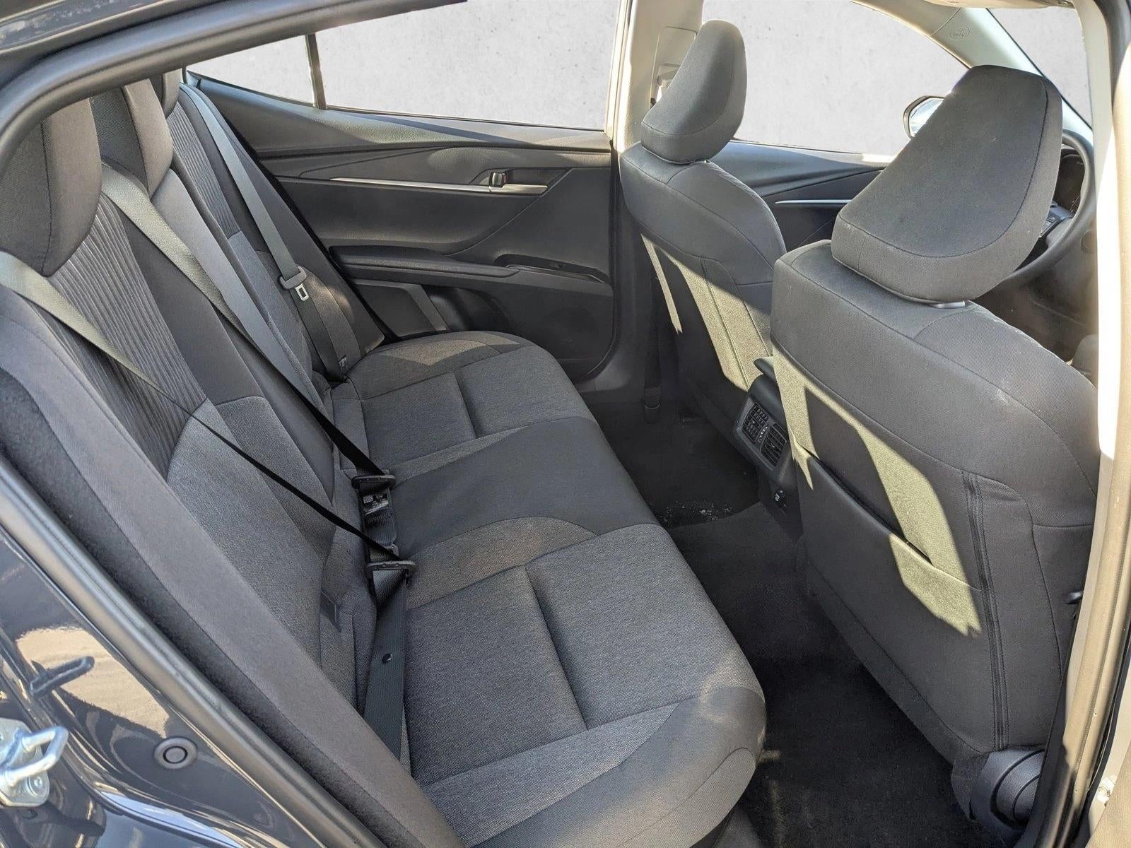 2025 Toyota Camry LE (SE)